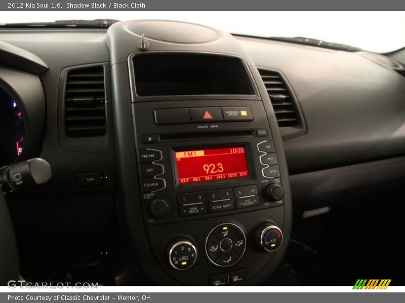Shadow Black / Black Cloth 2012 Kia Soul 1.6