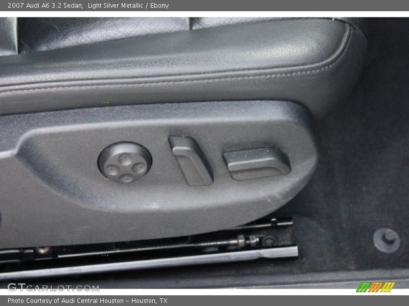 Light Silver Metallic / Ebony 2007 Audi A6 3.2 Sedan