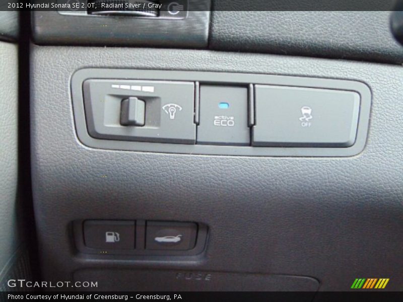 Radiant Silver / Gray 2012 Hyundai Sonata SE 2.0T
