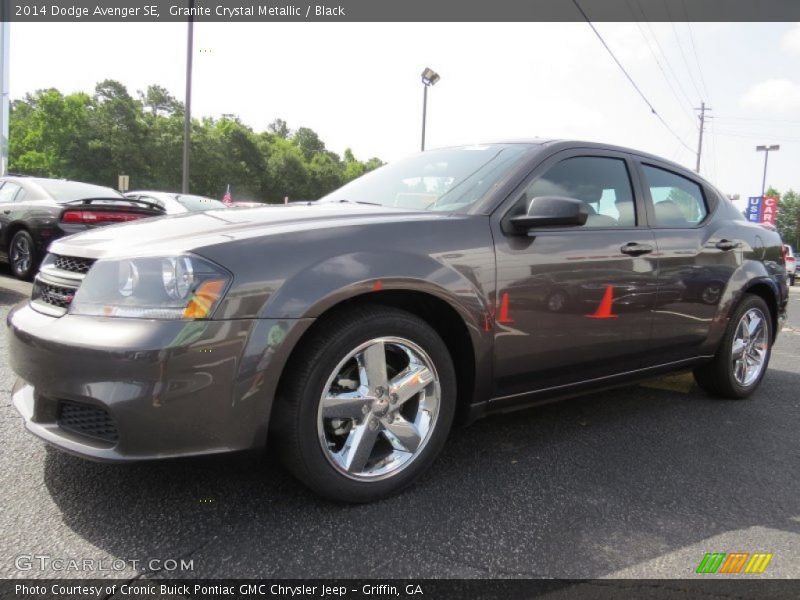 Granite Crystal Metallic / Black 2014 Dodge Avenger SE