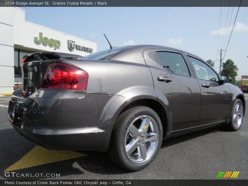 Granite Crystal Metallic / Black 2014 Dodge Avenger SE