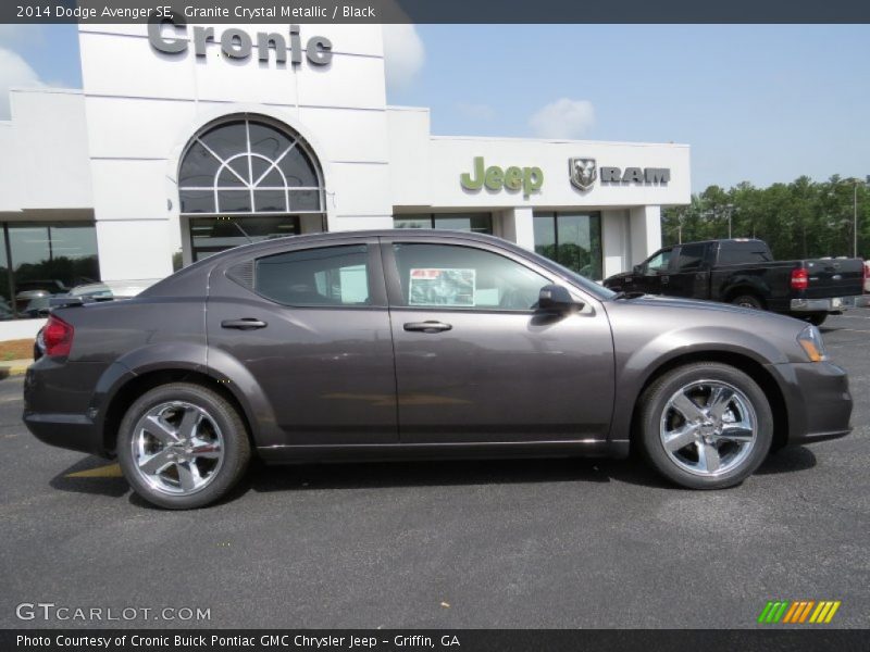 Granite Crystal Metallic / Black 2014 Dodge Avenger SE