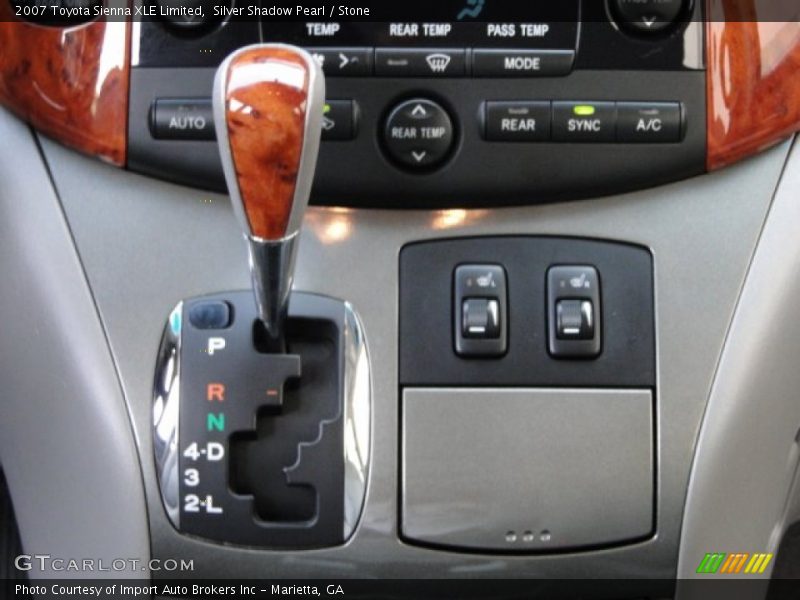 Silver Shadow Pearl / Stone 2007 Toyota Sienna XLE Limited