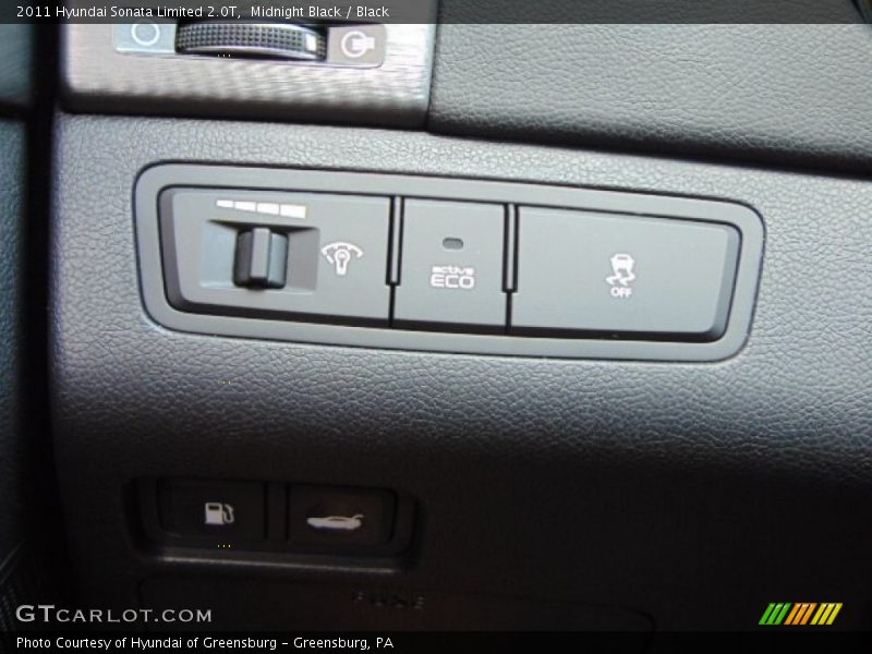 Midnight Black / Black 2011 Hyundai Sonata Limited 2.0T