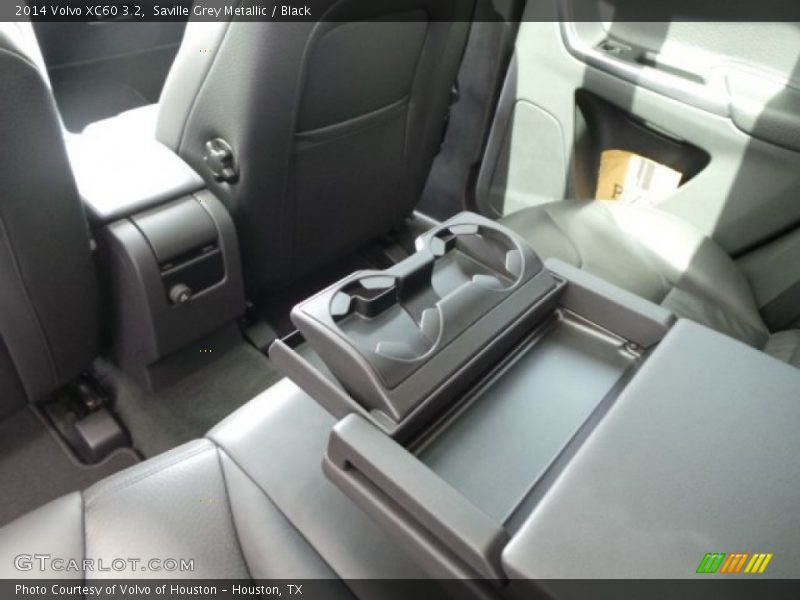 Saville Grey Metallic / Black 2014 Volvo XC60 3.2