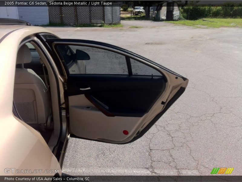 Sedona Beige Metallic / Light Taupe 2005 Pontiac G6 Sedan