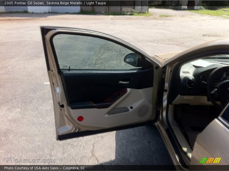 Sedona Beige Metallic / Light Taupe 2005 Pontiac G6 Sedan