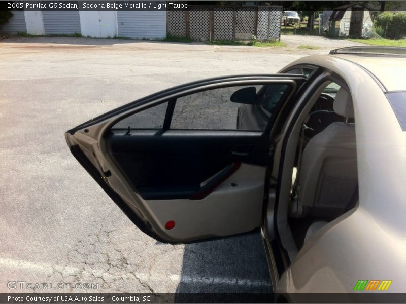 Sedona Beige Metallic / Light Taupe 2005 Pontiac G6 Sedan