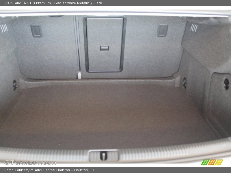 Glacier White Metallic / Black 2015 Audi A3 1.8 Premium