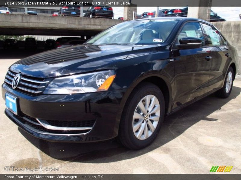 Black / Cornsilk Beige 2014 Volkswagen Passat 2.5L Wolfsburg Edition