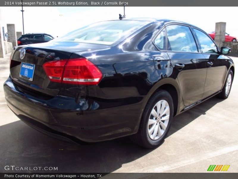 Black / Cornsilk Beige 2014 Volkswagen Passat 2.5L Wolfsburg Edition
