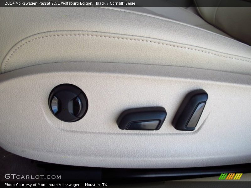 Black / Cornsilk Beige 2014 Volkswagen Passat 2.5L Wolfsburg Edition