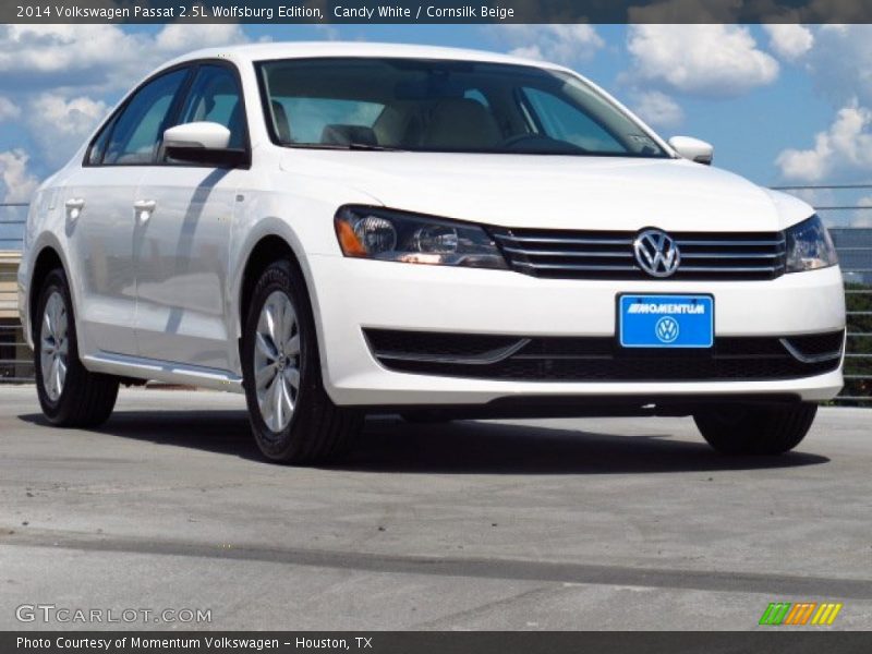 Candy White / Cornsilk Beige 2014 Volkswagen Passat 2.5L Wolfsburg Edition