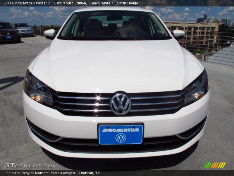 Candy White / Cornsilk Beige 2014 Volkswagen Passat 2.5L Wolfsburg Edition