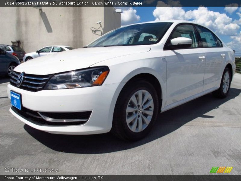 Candy White / Cornsilk Beige 2014 Volkswagen Passat 2.5L Wolfsburg Edition