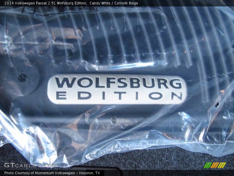 Candy White / Cornsilk Beige 2014 Volkswagen Passat 2.5L Wolfsburg Edition