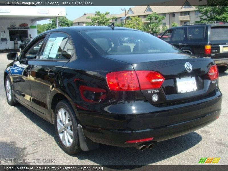 Black / Titan Black 2012 Volkswagen Jetta SE Sedan