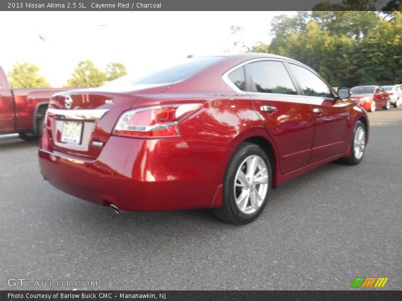 Cayenne Red / Charcoal 2013 Nissan Altima 2.5 SL
