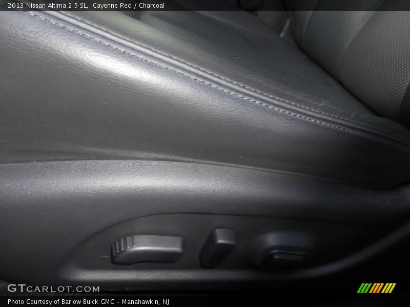 Cayenne Red / Charcoal 2013 Nissan Altima 2.5 SL