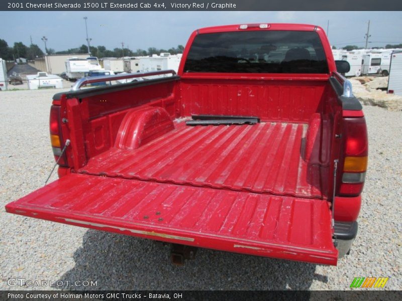 Victory Red / Graphite 2001 Chevrolet Silverado 1500 LT Extended Cab 4x4