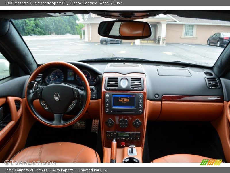 Dashboard of 2006 Quattroporte Sport GT