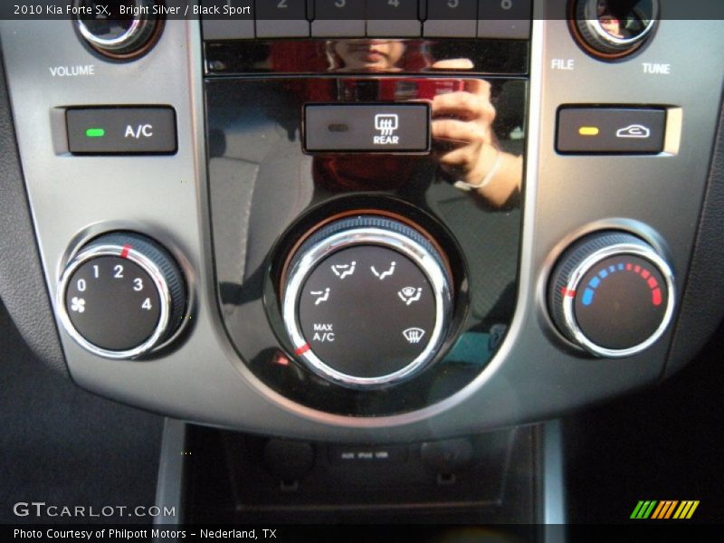 Bright Silver / Black Sport 2010 Kia Forte SX