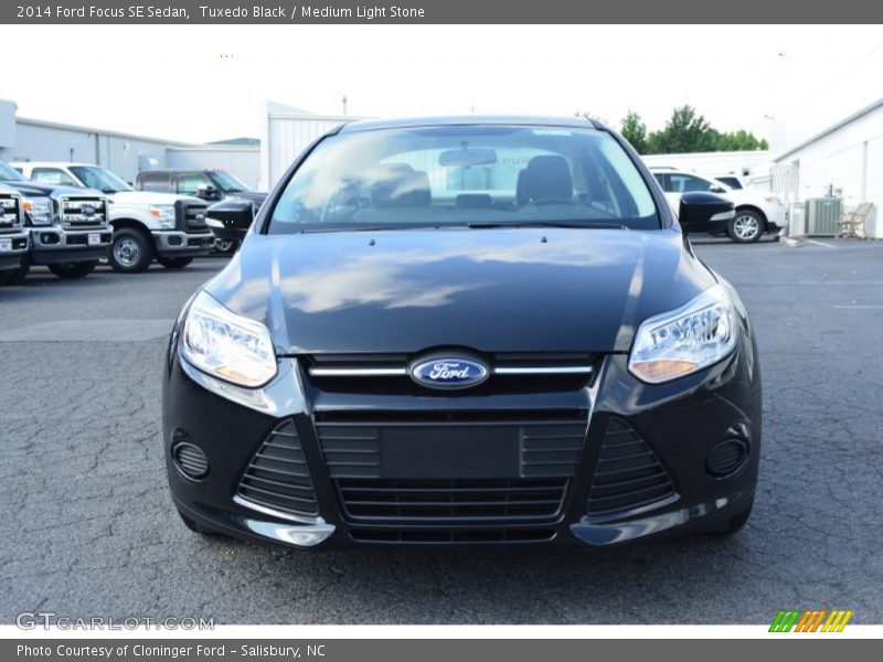 Tuxedo Black / Medium Light Stone 2014 Ford Focus SE Sedan