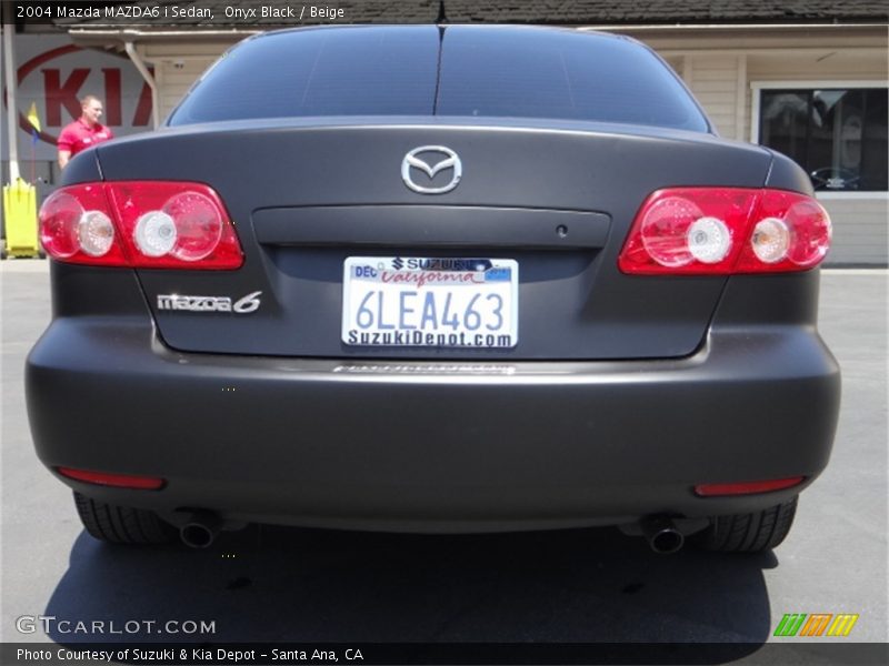 Onyx Black / Beige 2004 Mazda MAZDA6 i Sedan