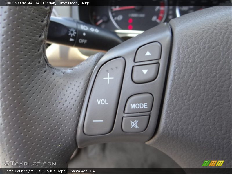 Onyx Black / Beige 2004 Mazda MAZDA6 i Sedan