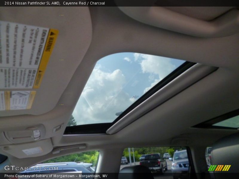 Cayenne Red / Charcoal 2014 Nissan Pathfinder SL AWD