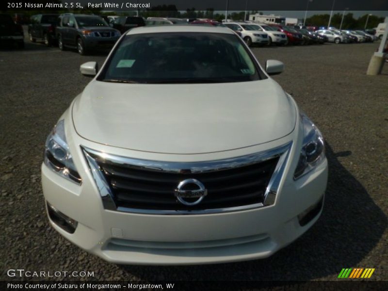 Pearl White / Charcoal 2015 Nissan Altima 2.5 SL