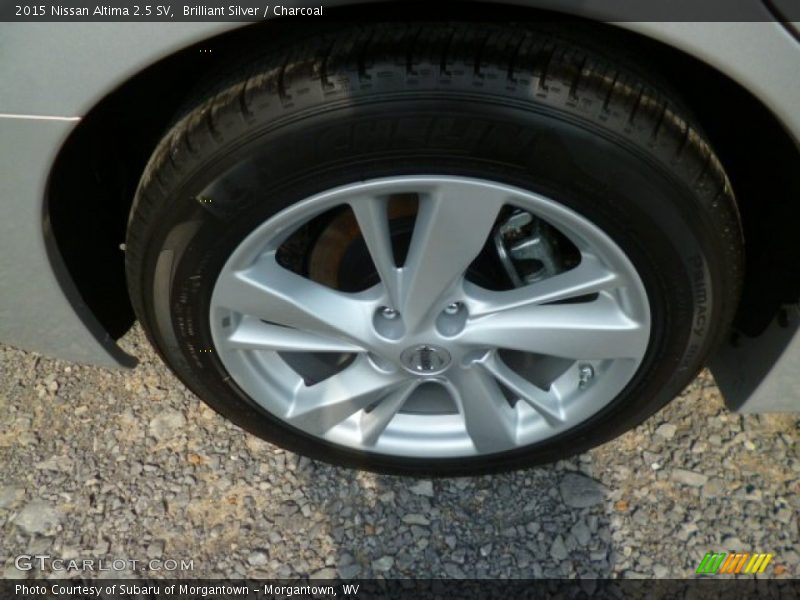 Brilliant Silver / Charcoal 2015 Nissan Altima 2.5 SV