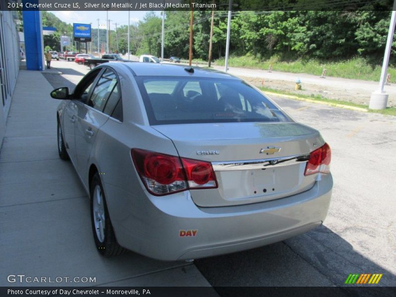 Silver Ice Metallic / Jet Black/Medium Titanium 2014 Chevrolet Cruze LS