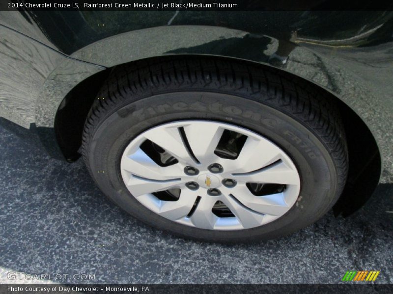 Rainforest Green Metallic / Jet Black/Medium Titanium 2014 Chevrolet Cruze LS