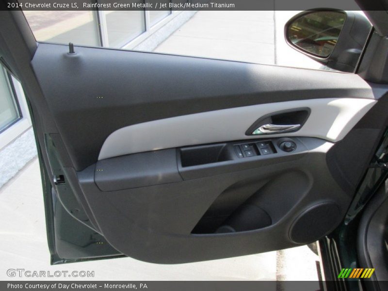 Rainforest Green Metallic / Jet Black/Medium Titanium 2014 Chevrolet Cruze LS