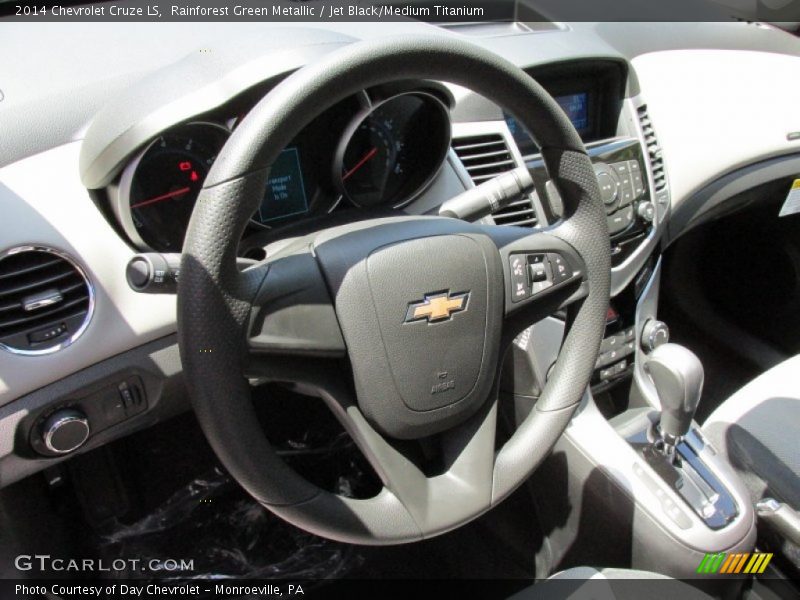 Rainforest Green Metallic / Jet Black/Medium Titanium 2014 Chevrolet Cruze LS