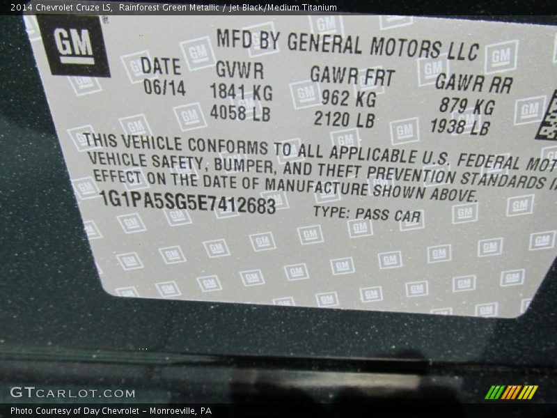 Rainforest Green Metallic / Jet Black/Medium Titanium 2014 Chevrolet Cruze LS