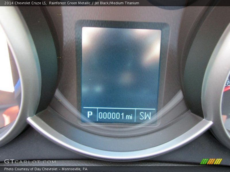 Rainforest Green Metallic / Jet Black/Medium Titanium 2014 Chevrolet Cruze LS