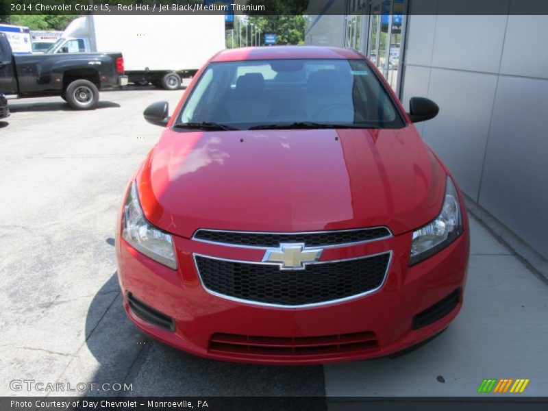 Red Hot / Jet Black/Medium Titanium 2014 Chevrolet Cruze LS