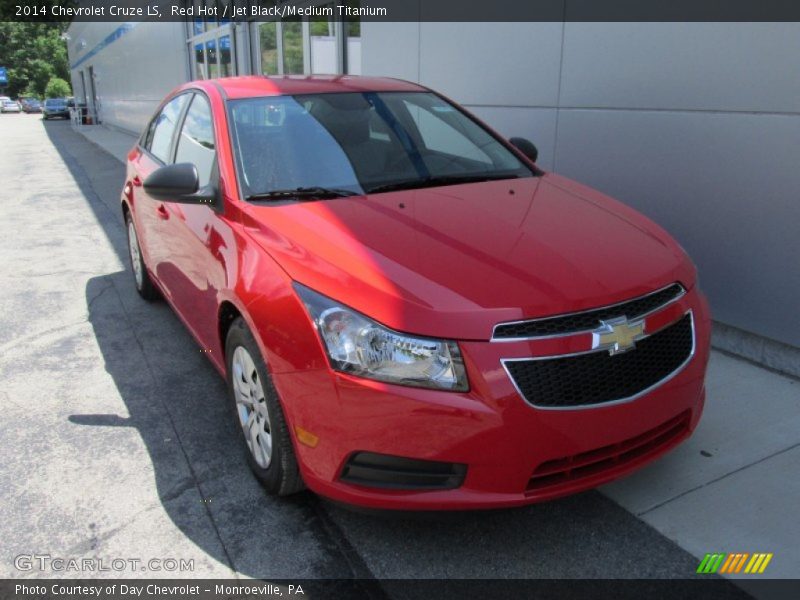 Red Hot / Jet Black/Medium Titanium 2014 Chevrolet Cruze LS