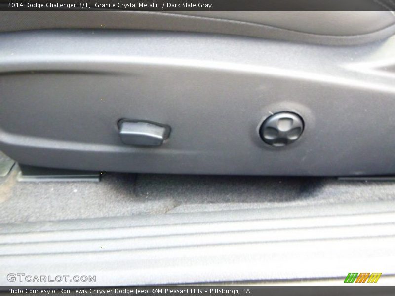 Granite Crystal Metallic / Dark Slate Gray 2014 Dodge Challenger R/T