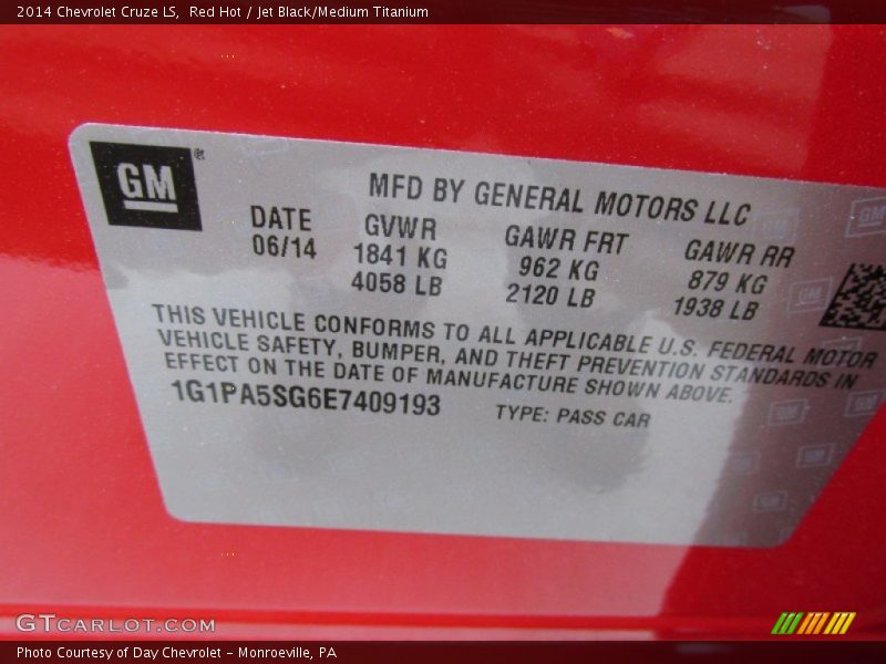 Red Hot / Jet Black/Medium Titanium 2014 Chevrolet Cruze LS