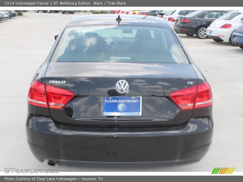 Black / Titan Black 2014 Volkswagen Passat 1.8T Wolfsburg Edition