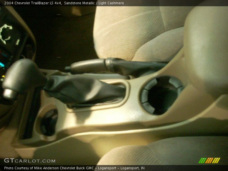 Sandstone Metallic / Light Cashmere 2004 Chevrolet TrailBlazer LS 4x4