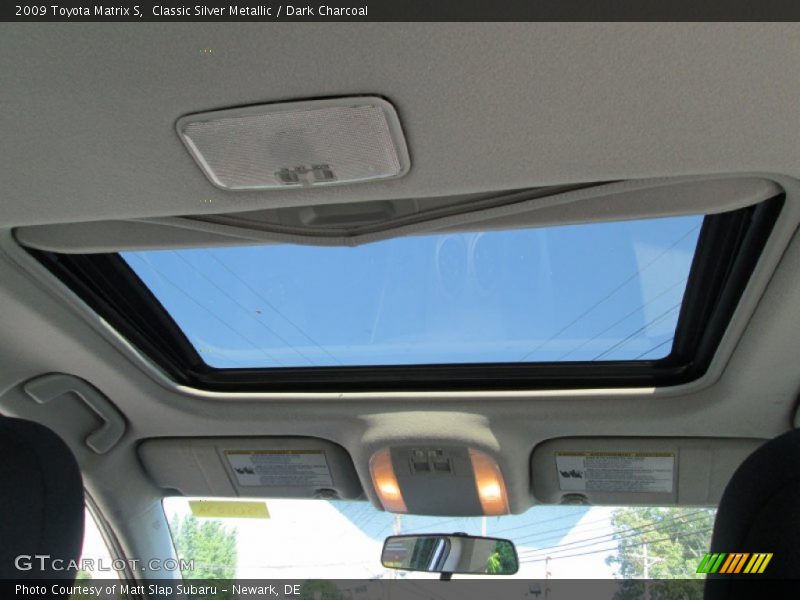 Classic Silver Metallic / Dark Charcoal 2009 Toyota Matrix S