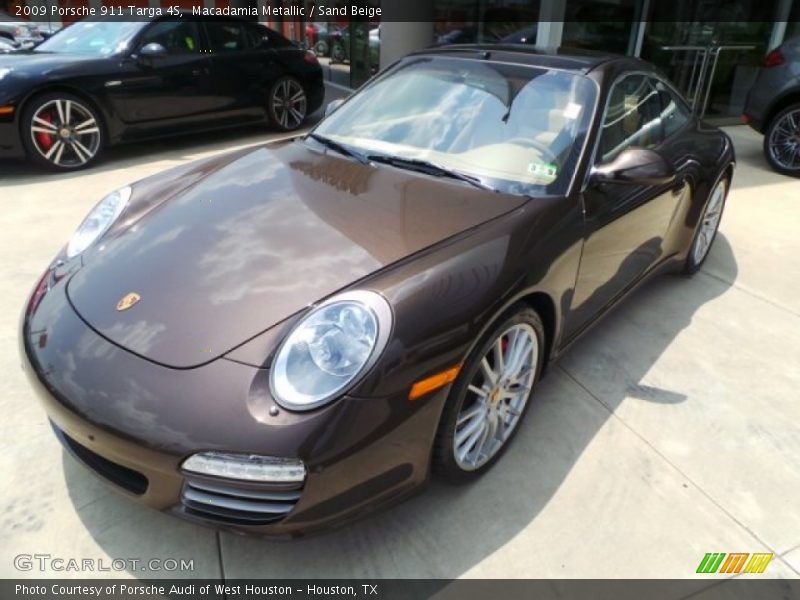 Front 3/4 View of 2009 911 Targa 4S