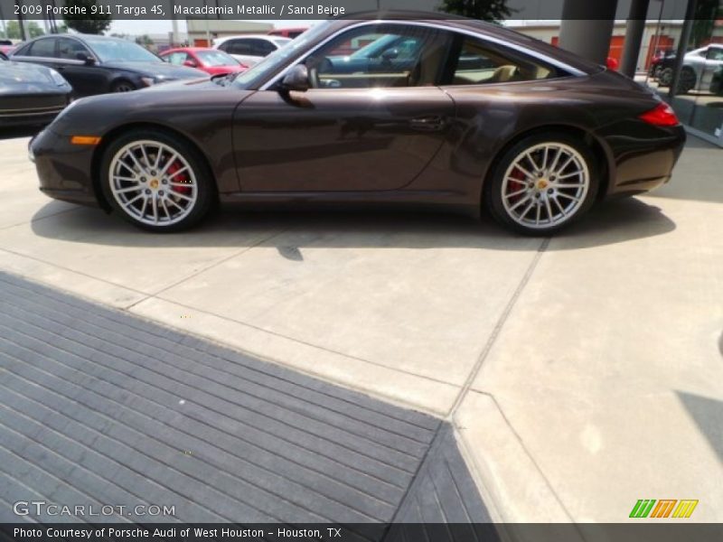 Macadamia Metallic / Sand Beige 2009 Porsche 911 Targa 4S