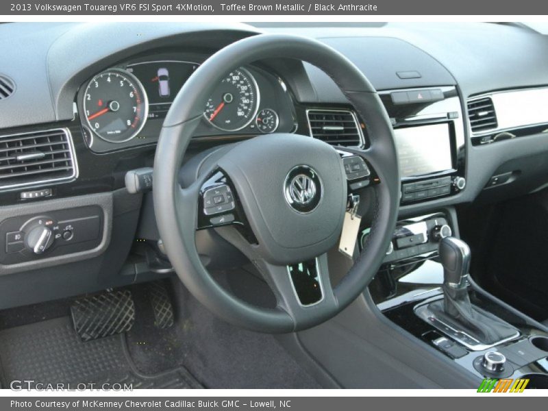 Dashboard of 2013 Touareg VR6 FSI Sport 4XMotion
