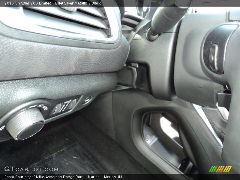 Billet Silver Metallic / Black 2015 Chrysler 200 Limited