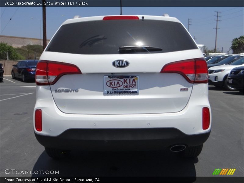 Snow White Pearl / Black 2015 Kia Sorento LX